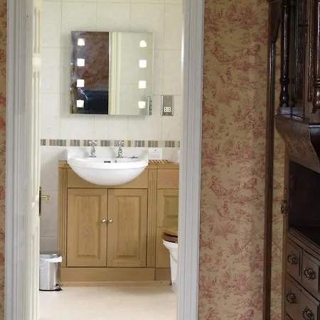 Thornton Bed & Breakfast 5*
